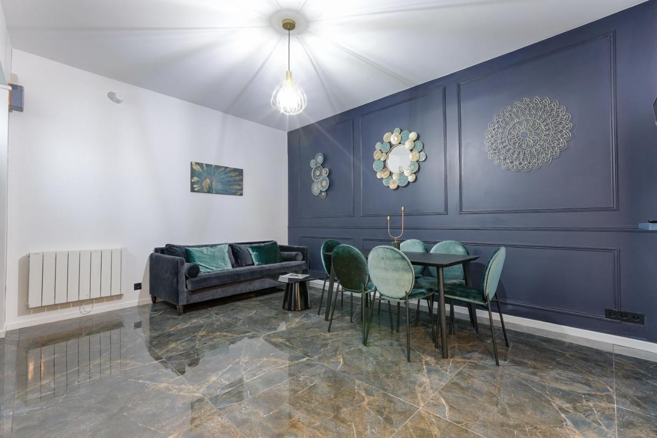 Amazing Luxury Triplex 3Br/8P - Arc De Triomphe Apartment Paris Bagian luar foto