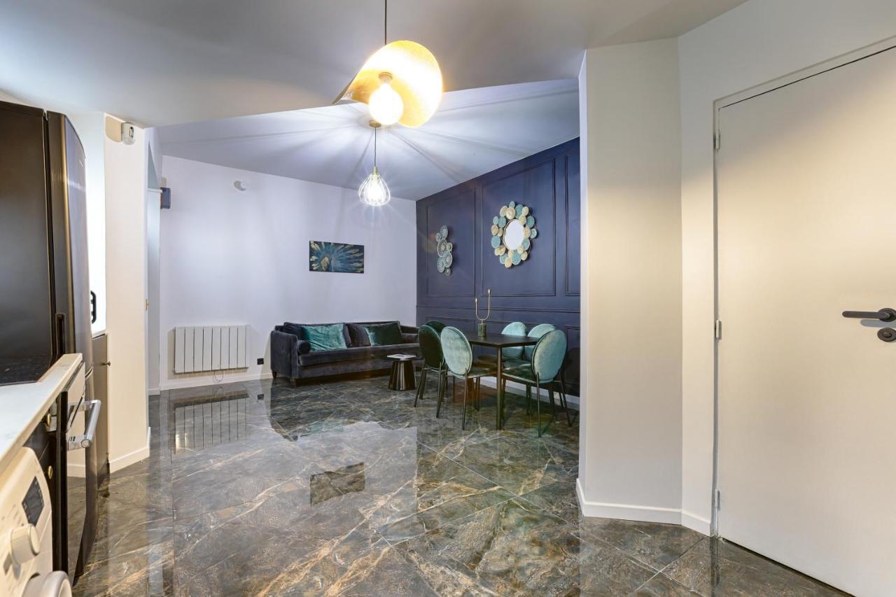 Amazing Luxury Triplex 3Br/8P - Arc De Triomphe Apartment Paris Bagian luar foto