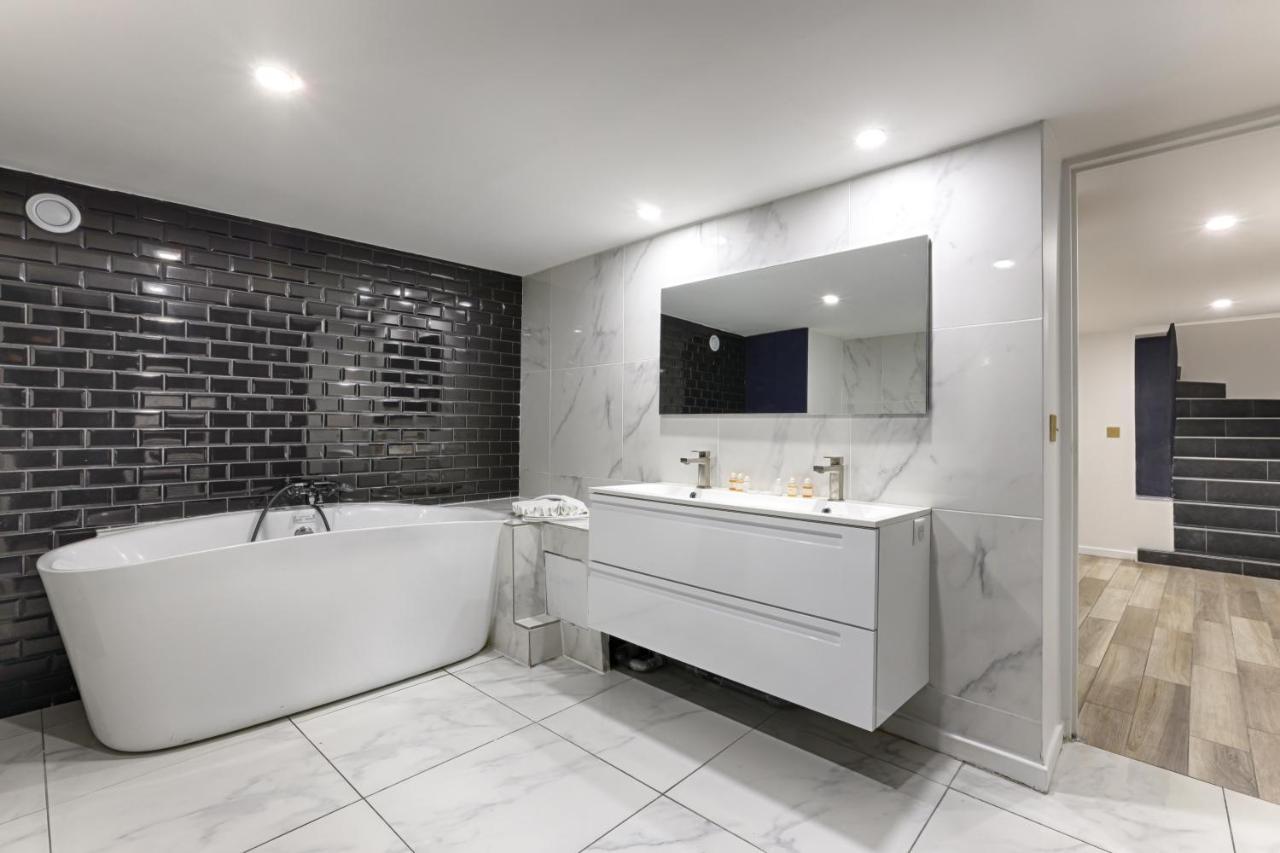 Amazing Luxury Triplex 3Br/8P - Arc De Triomphe Apartment Paris Bagian luar foto