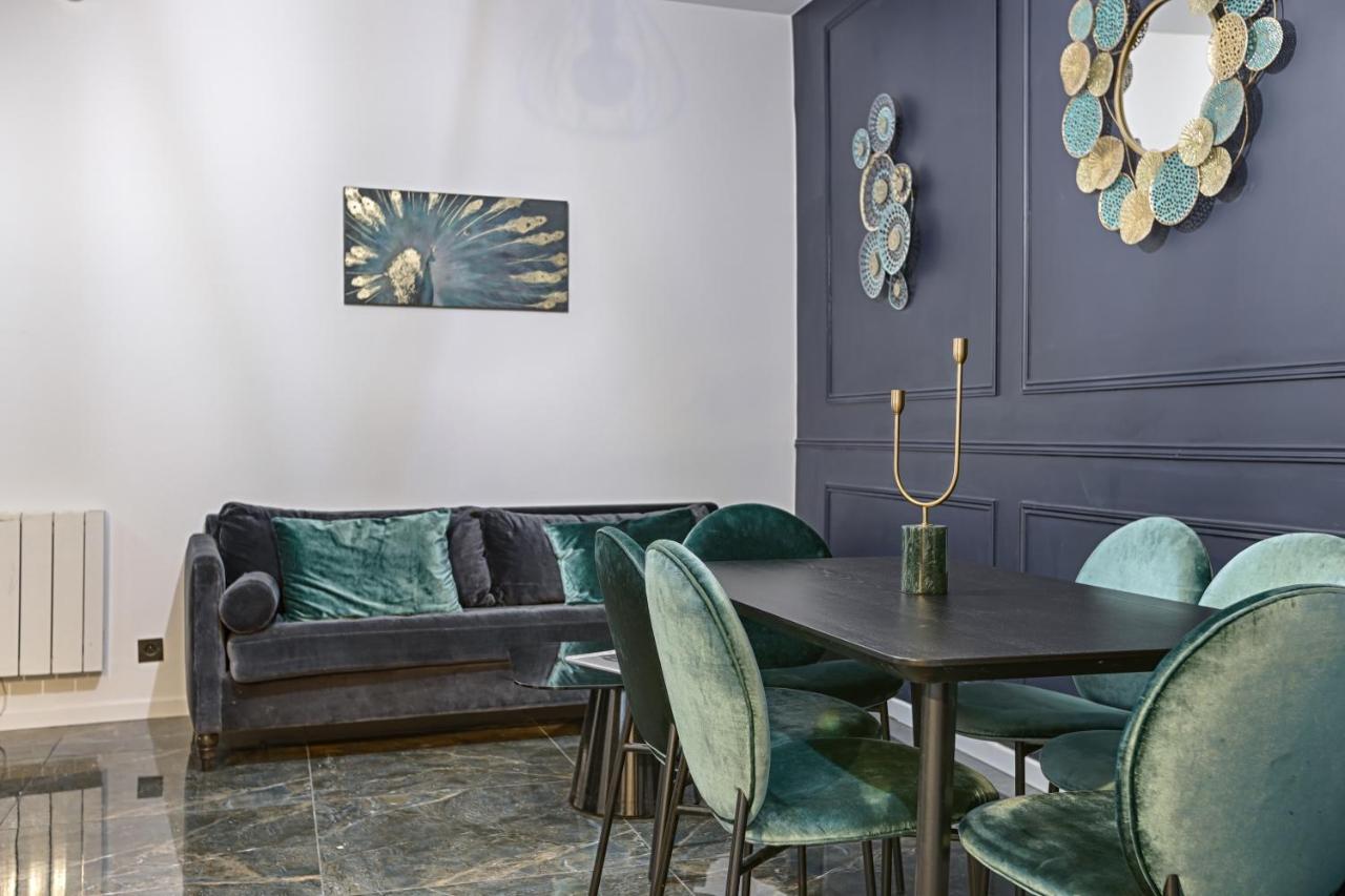 Amazing Luxury Triplex 3Br/8P - Arc De Triomphe Apartment Paris Bagian luar foto