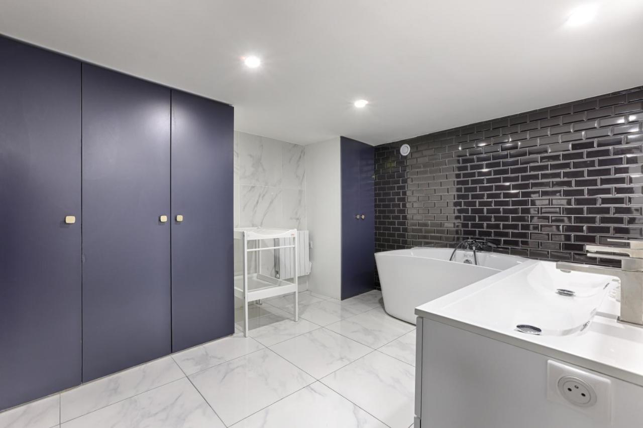 Amazing Luxury Triplex 3Br/8P - Arc De Triomphe Apartment Paris Bagian luar foto