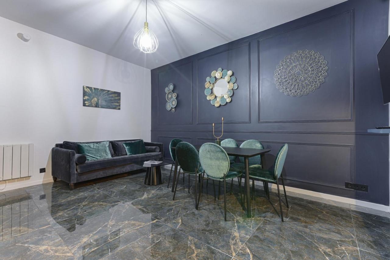 Amazing Luxury Triplex 3Br/8P - Arc De Triomphe Apartment Paris Bagian luar foto